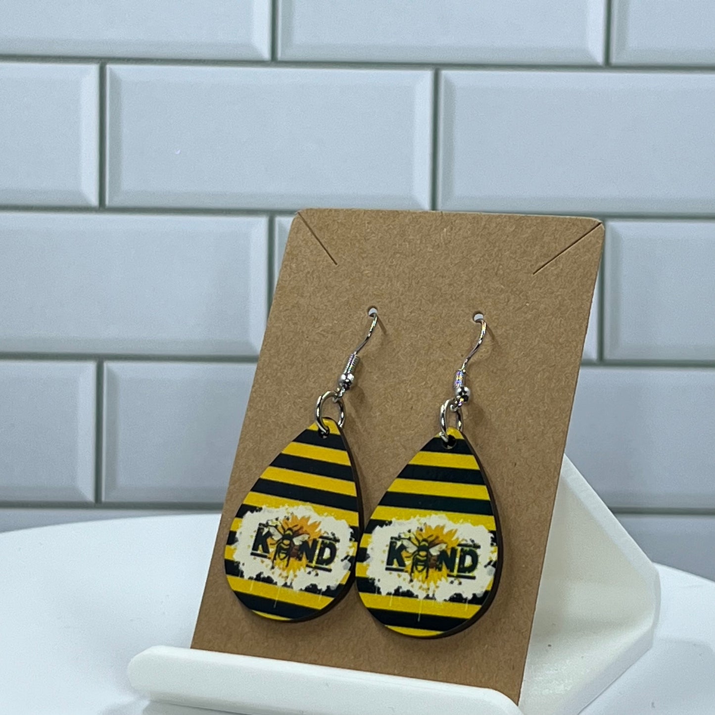 Bee Kinda Earrings